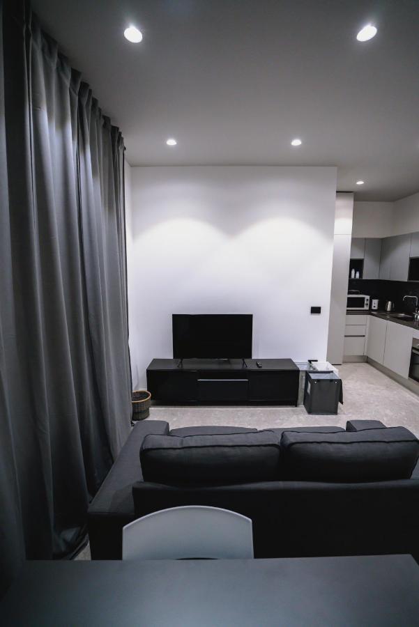 De Luca 6 Apartments 萨莱诺 外观 照片