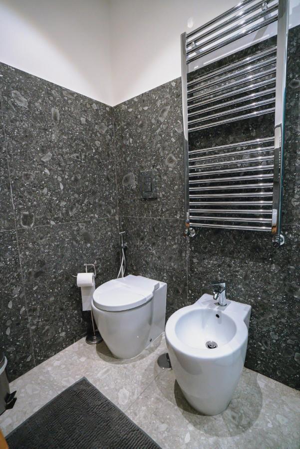 De Luca 6 Apartments 萨莱诺 外观 照片